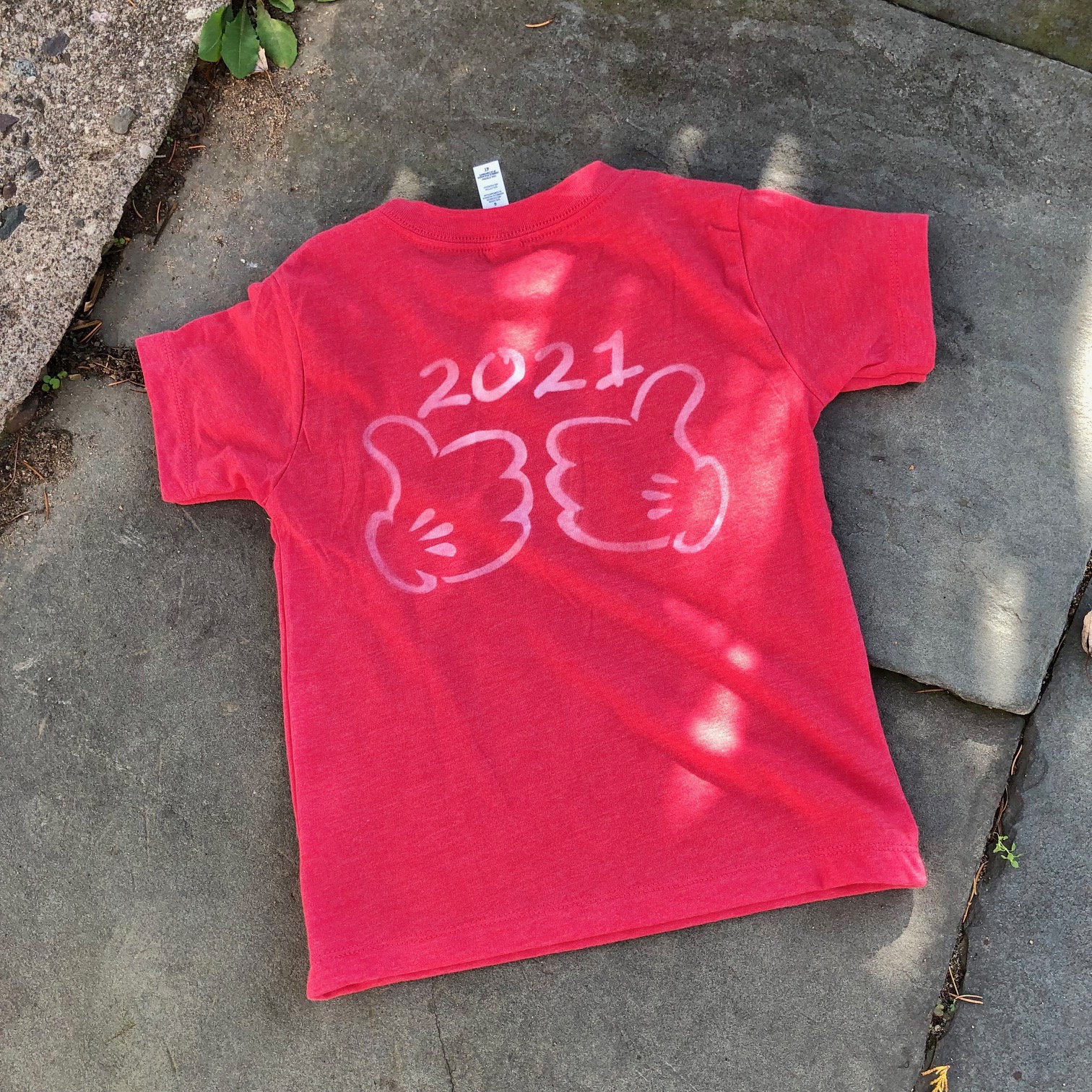 minnie mouse notch neck tee