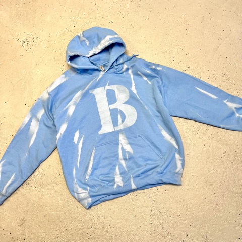 oversized initial